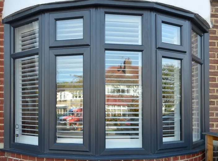 bay-windows-chessington Bay and bow windows Chessington